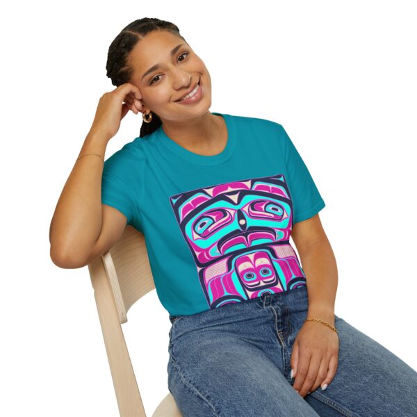 Tlingit Bentwood Box of Wisdom - Men's T-Shirt - Image 10
