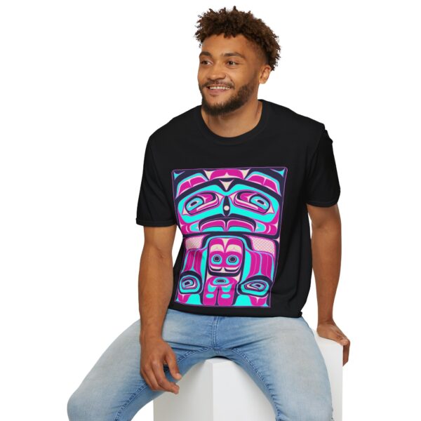 Tlingit Bentwood Box of Wisdom - Men's T-Shirt - Image 36